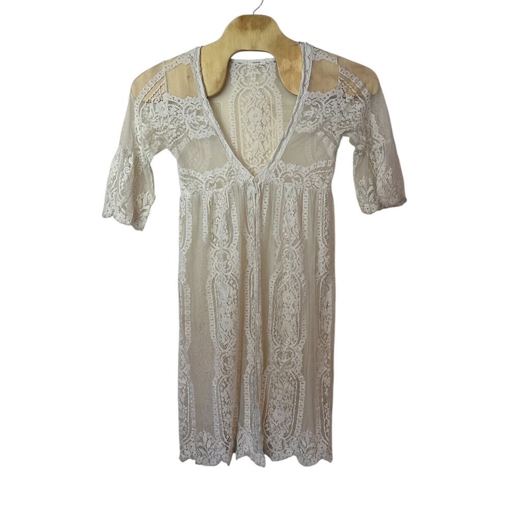 Maurice’s Lace Sheer Kimono Top Size M White Boho Fairycore Cottagecore Layering